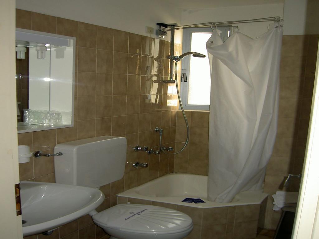 Hotel Kristina *